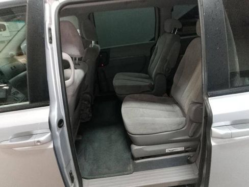 Used 2008 Kia Sedona LX FWD image 23