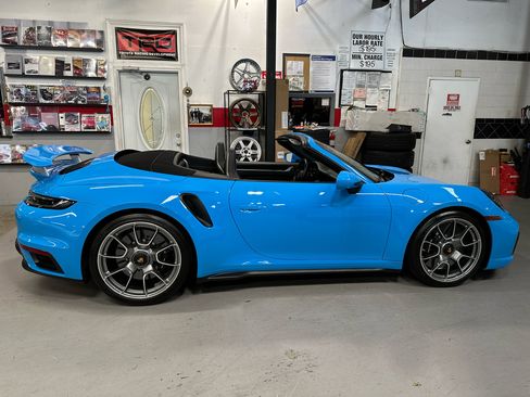 Used 2021 Porsche 911 Turbo S image 4