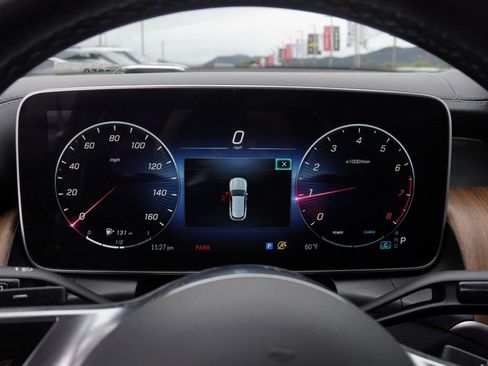 Used 2024 Mercedes-Benz GLC 300 GLC 300 AMG image 11