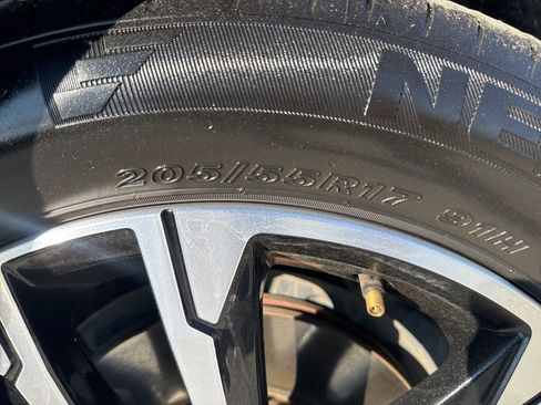 Used 2025 Volkswagen Jetta Sport image 27