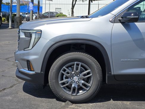 New 2026 GMC Acadia Elevation FWD image 5