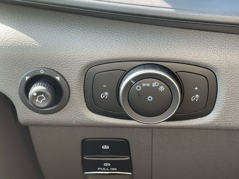 New 2025 Ford Transit 250 Low Roof AWD image 23