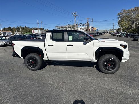 New 2025 Toyota Tacoma TRD Pro image 7