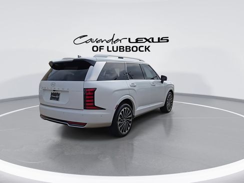 Used 2026 Hyundai Palisade Calligraphy FWD image 8