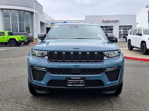 New 2026 Jeep Grand Cherokee L Limited AWD/4WD image 2