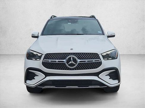 Used 2024 Mercedes-Benz GLE 450 4MATIC image 2