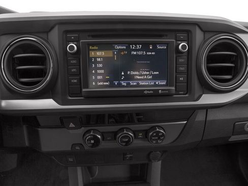 Used 2017 Toyota Tacoma SR5 w/ SR5 Appearance Package (SM) AWD/4WD image 10