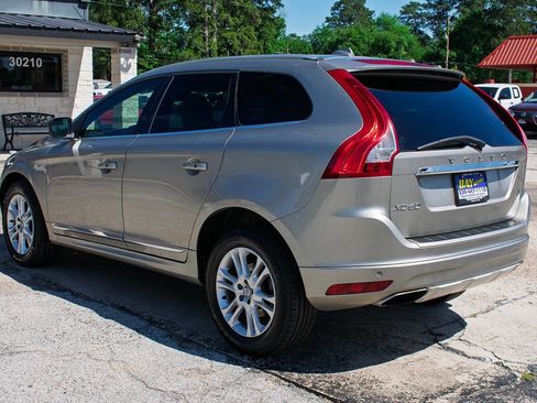 Used 2015 Volvo XC60 T5 Premier image 4