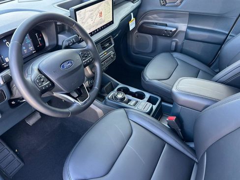 New 2025 Ford Maverick Lariat w/ Black Appearance Package image 7