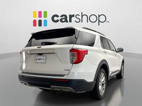 Used 2020 Ford Explorer XLT w/ Equipment Group 202A AWD/4WD image 5