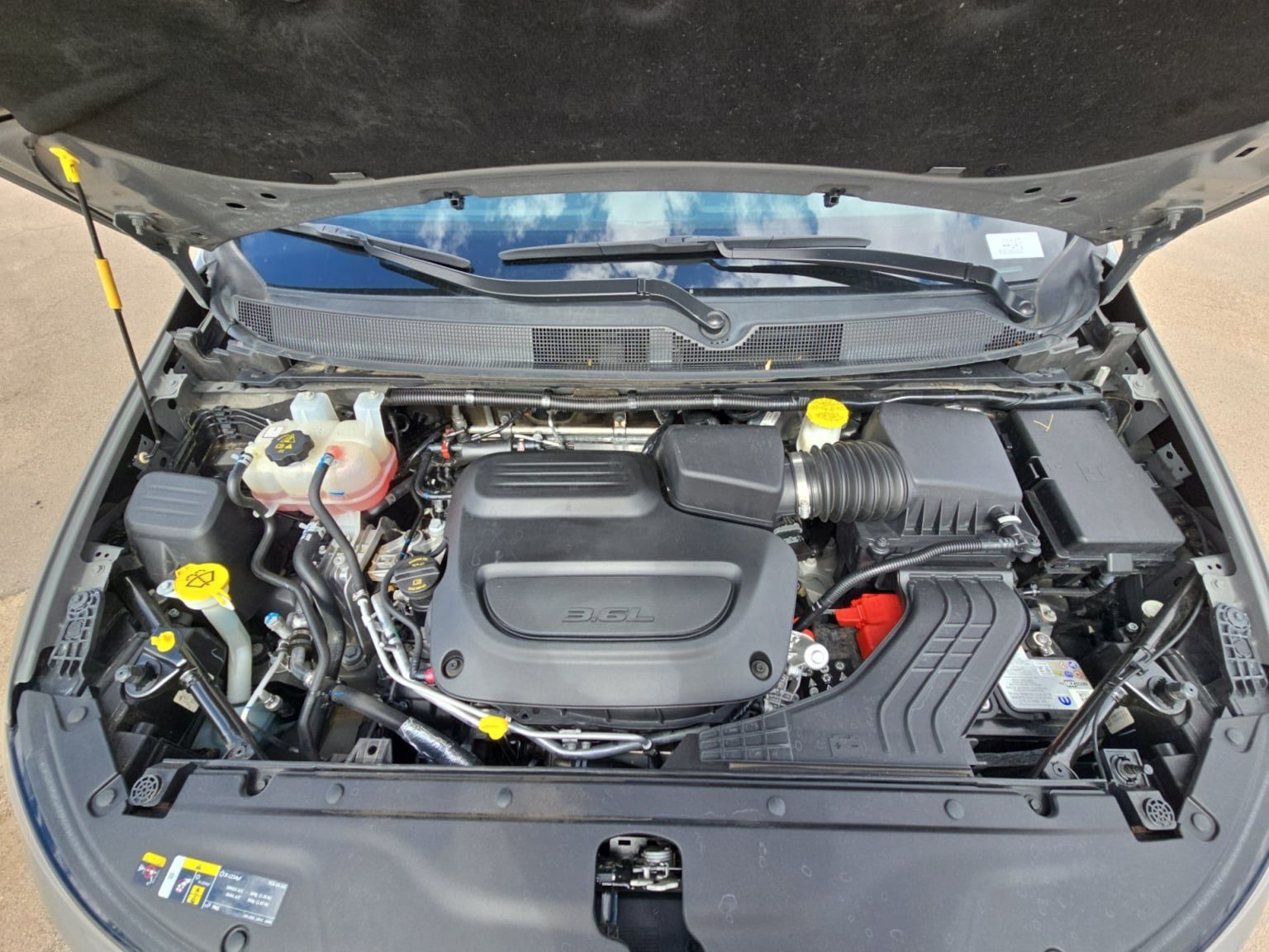 Used 2025 Chrysler Pacifica Select FWD image 20