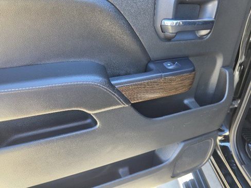 Used 2018 GMC Sierra 1500 Denali image 31