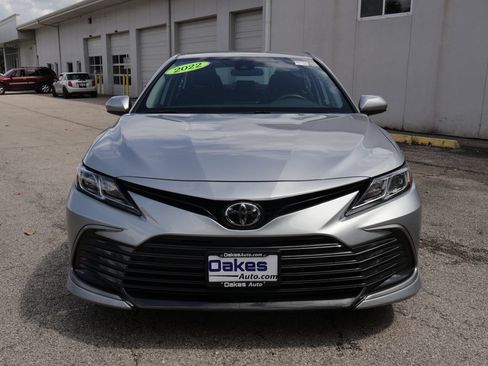 Used 2022 Toyota Camry LE AWD/4WD image 2