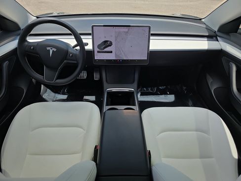 Used 2022 Tesla Model 3 Performance AWD/4WD image 18