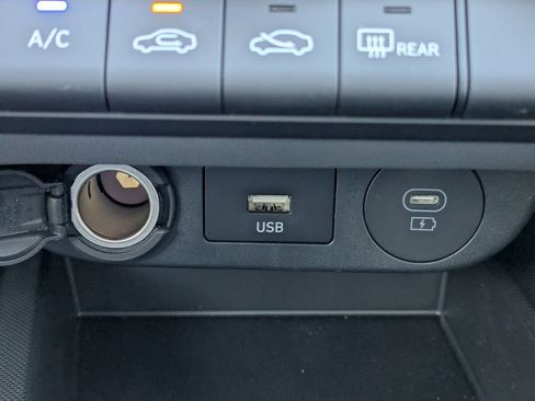 New 2026 Hyundai Elantra SE image 25