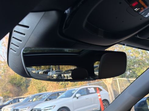 Certified 2023 Volvo XC60 B5 Plus w/ Climate Package image 27