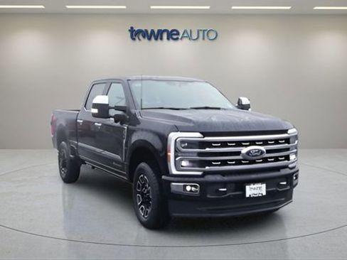 Used 2024 Ford F350 Platinum image 8