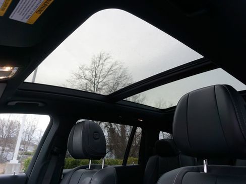 Certified 2023 Mercedes-Benz GLS 450 4MATIC image 12