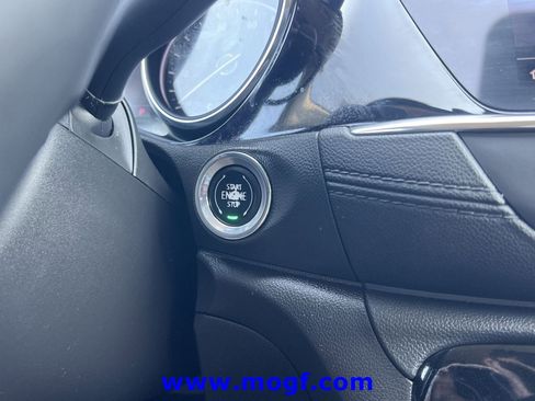 Used 2022 Buick Encore GX Select FWD image 9
