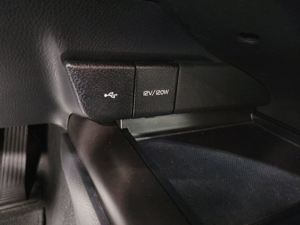 Used 2024 Toyota Camry SE FWD image 19