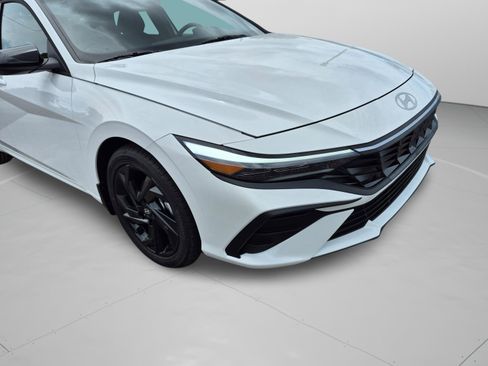 New 2026 Hyundai Elantra Sport FWD image 33