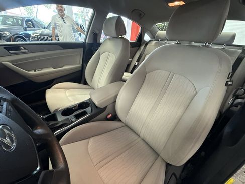 Used 2016 Hyundai Sonata SE FWD image 13