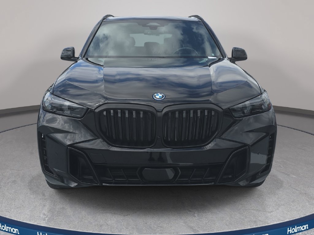 Used 2024 BMW X5 xDrive50e w/ Executive Package AWD/4WD image 3