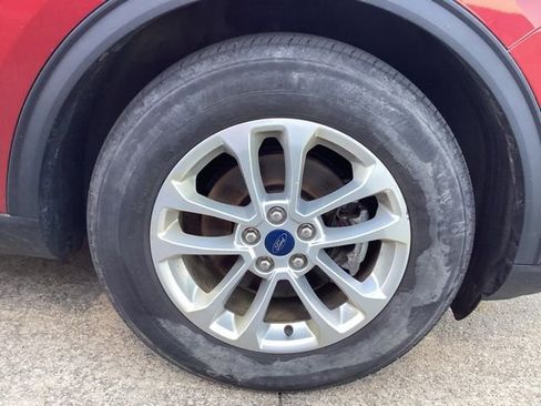 Used 2022 Ford Escape SE w/ Convenience Package FWD image 8