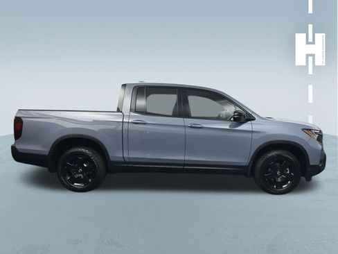 Used 2026 Honda Ridgeline Black Edition image 3