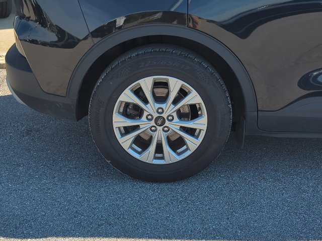 Used 2025 Ford Escape Active FWD image 31