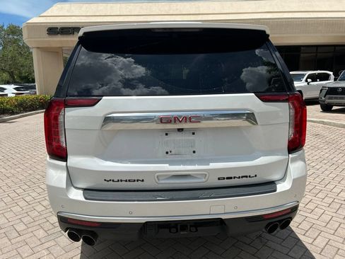 Used 2023 GMC Yukon Denali AWD/4WD image 4