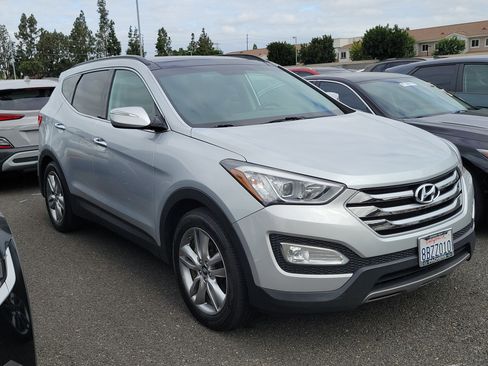 Used 2015 Hyundai Santa Fe Sport 2.0T w/ Option Group 05 FWD image 3