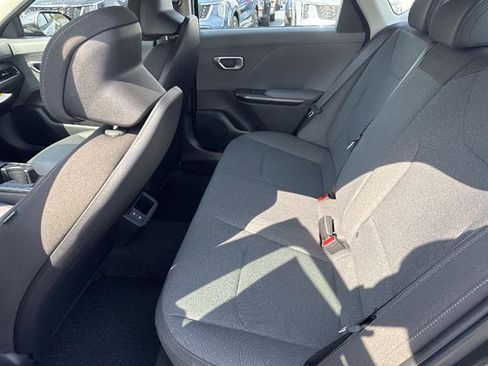 New 2026 Kia K4 LXS FWD image 14
