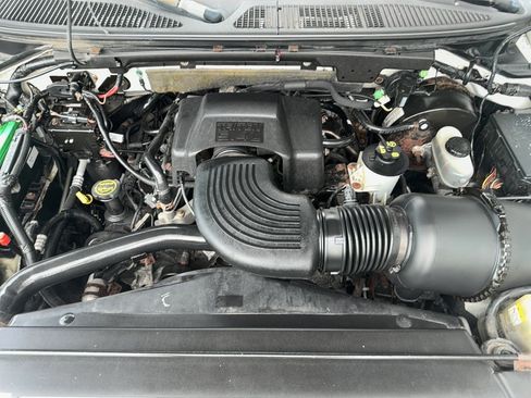 Used 2003 Ford F150 XLT AWD/4WD image 27