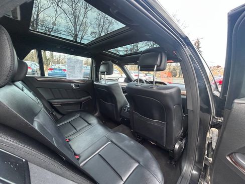 Used 2011 Mercedes-Benz E 350 4MATIC Wagon image 31