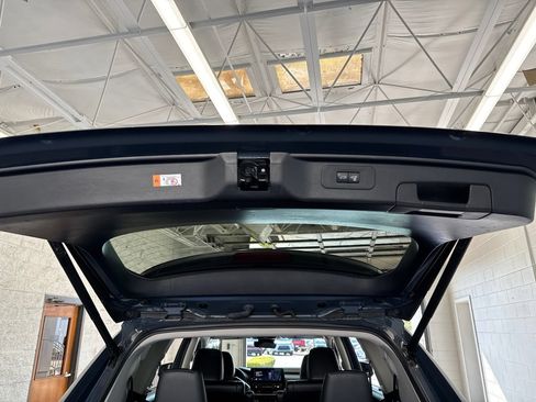 Certified 2025 Toyota Grand Highlander AWD image 11