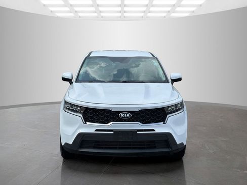 Used 2021 Kia Sorento LX FWD image 2