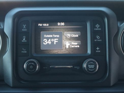 Used 2019 Jeep Wrangler Sport image 20