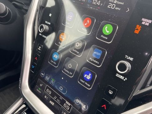 Used 2025 Subaru Outback Premium image 14