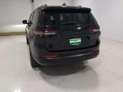 Used 2023 Jeep Grand Cherokee L Laredo AWD/4WD image 6