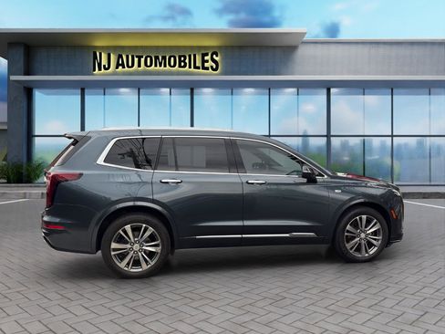 Used 2020 Cadillac XT6 Premium Luxury FWD image 8