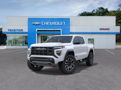 New 2026 GMC Canyon AT4 AWD/4WD image 8
