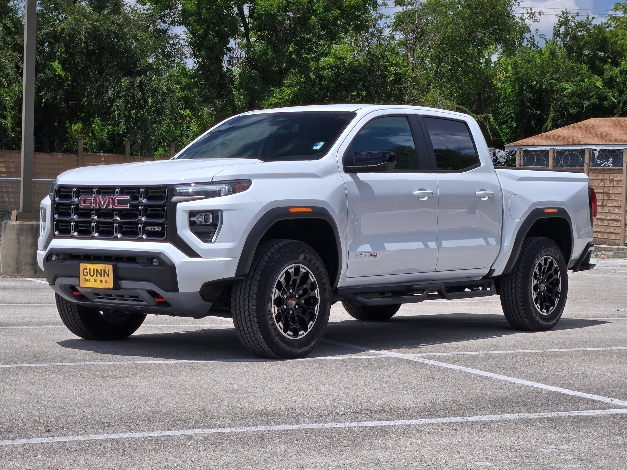 Used 2026 GMC Canyon AT4 w/ AT4 Premium Package AWD/4WD image 7