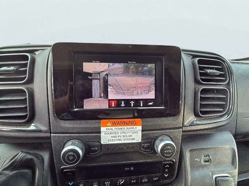 Used 2023 RAM ProMaster 3500 w/ Driver Convenience Group image 9