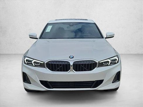 Used 2026 BMW 330i xDrive Sedan w/ Premium Package AWD/4WD image 6
