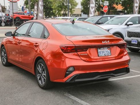 Certified 2023 Kia Forte LXS image 8