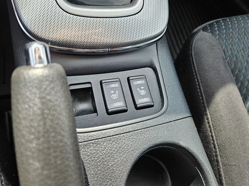 Used 2015 Nissan Sentra SR FWD image 25