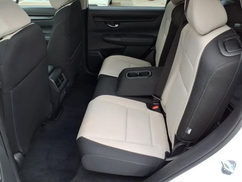 Used 2024 Honda CR-V EX image 9
