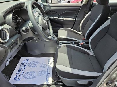 New 2025 Nissan Versa S w/ Trunk Package