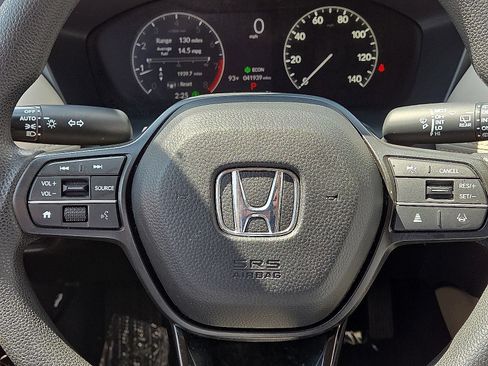 Used 2025 Honda HR-V LX image 30